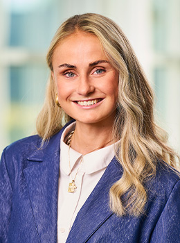 260 X 350 Px Mie Hoffmann