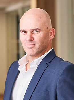 260X350 Px Pierre Henn