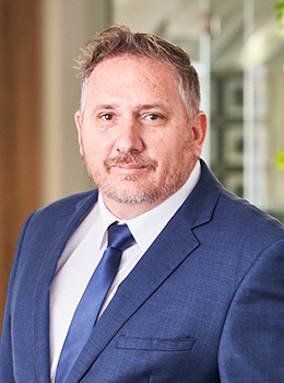 260X350 Px Daniel Marais