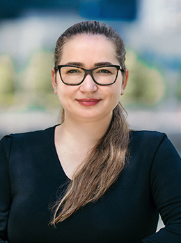 260X350px Katrina Dontu